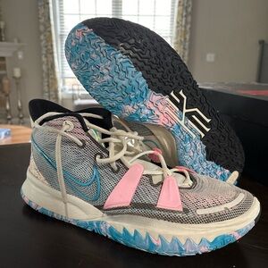 Nike kyrie 7 ‘Pale ivory’